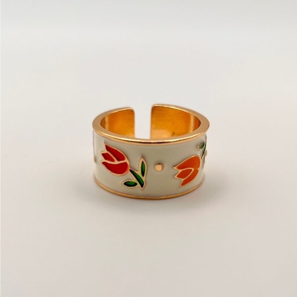 FP Tulip Ring - Picture 5 of 6